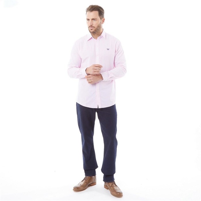 Long sleeve men's pink dress shirt